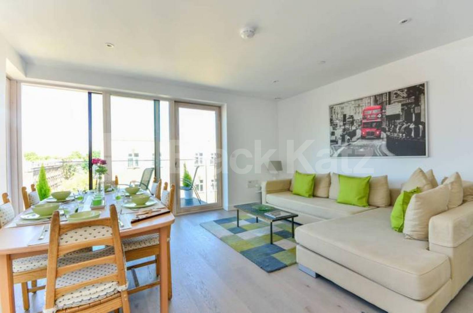 			NEW INSTRUCTION, 2 Bedroom, 1 bath, 1 reception Apartment			 Tyler Court. New Paragon Walk, Elephant and Castle